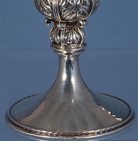 A good George V Arts & Crafts planished silver goblet, Height 5 ¾”/146mm Weight 5.7oz/162grms